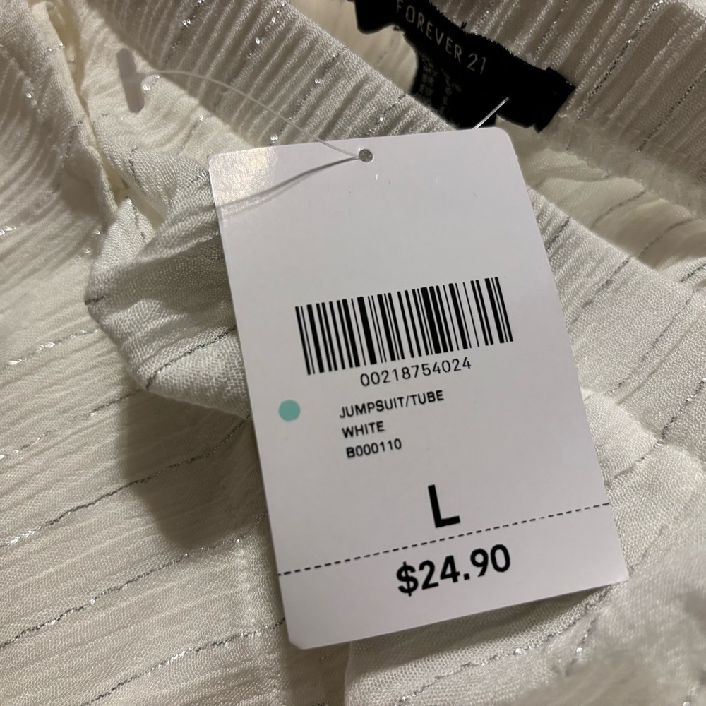 Forever 21 White Jumpsuit with Silver Accents - Picture 4 of 12